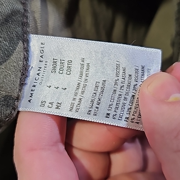 American Eagle next level stretch size 4 camo high rise cropped jeggings - Picture 8 of 8